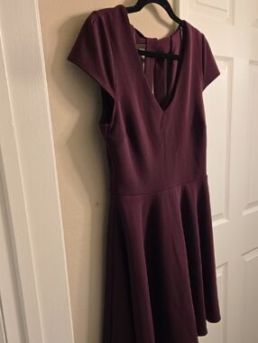 B Darlin Plum V‑Neck Fit & Flare Midi Dress in Deep Plum